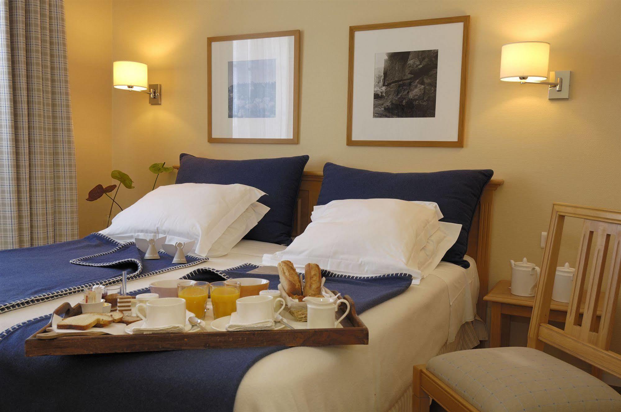 La Baie Des Anges Marin Hotel 4*