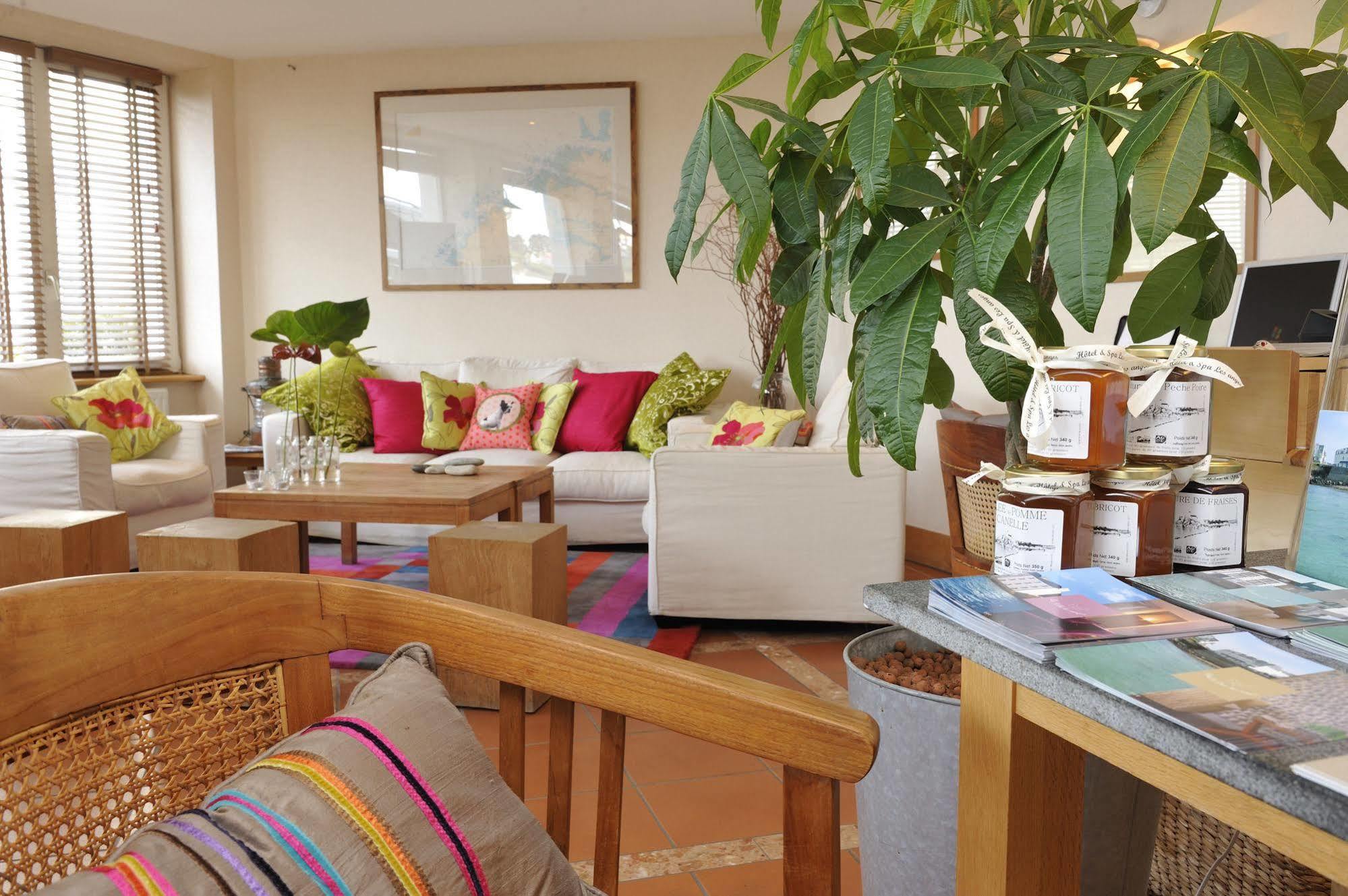 Hotel La Baie Des Anges Marin